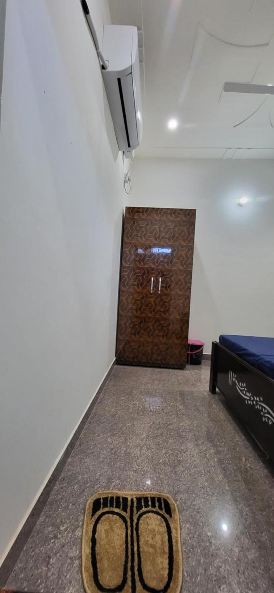 Hotel House Of Krishna Vrindāvan Esterno foto